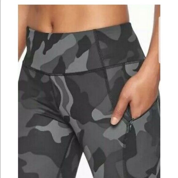 NWOT Athleta Camo Contender 7/8 Legging Sz Xs - Picture 6 of 13